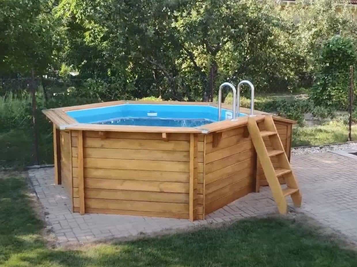 drevený záhradný bazén