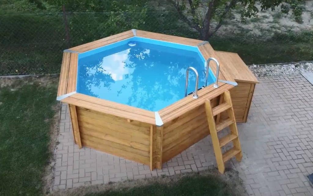 Praktický záhradný bazén realizácia
